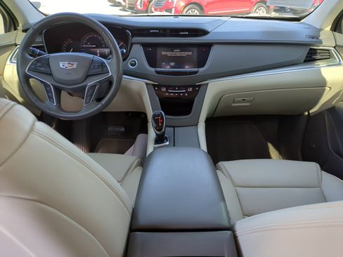 Used 2019 Cadillac XT5 Luxury image 13
