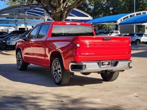 Used 2025 Chevrolet Silverado 1500 LT image 3