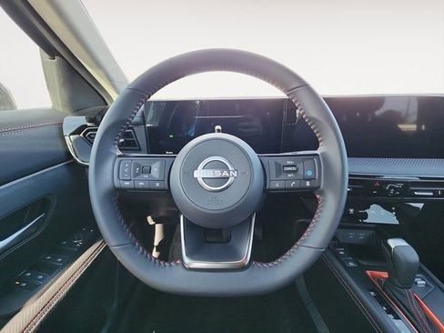 New 2025 Nissan Kicks SR w/ Interior Electronics Package image 12