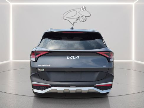 Used 2023 Kia Sportage EX AWD/4WD image 4