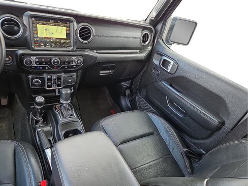 Used 2022 Jeep Wrangler Unlimited Sahara w/ Cold Weather Group image 12