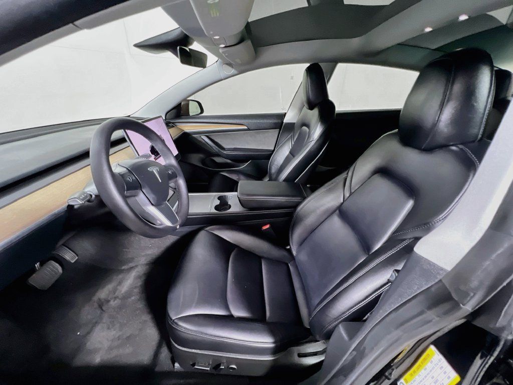 Used 2023 Tesla Model 3 Standard Range RWD image 12