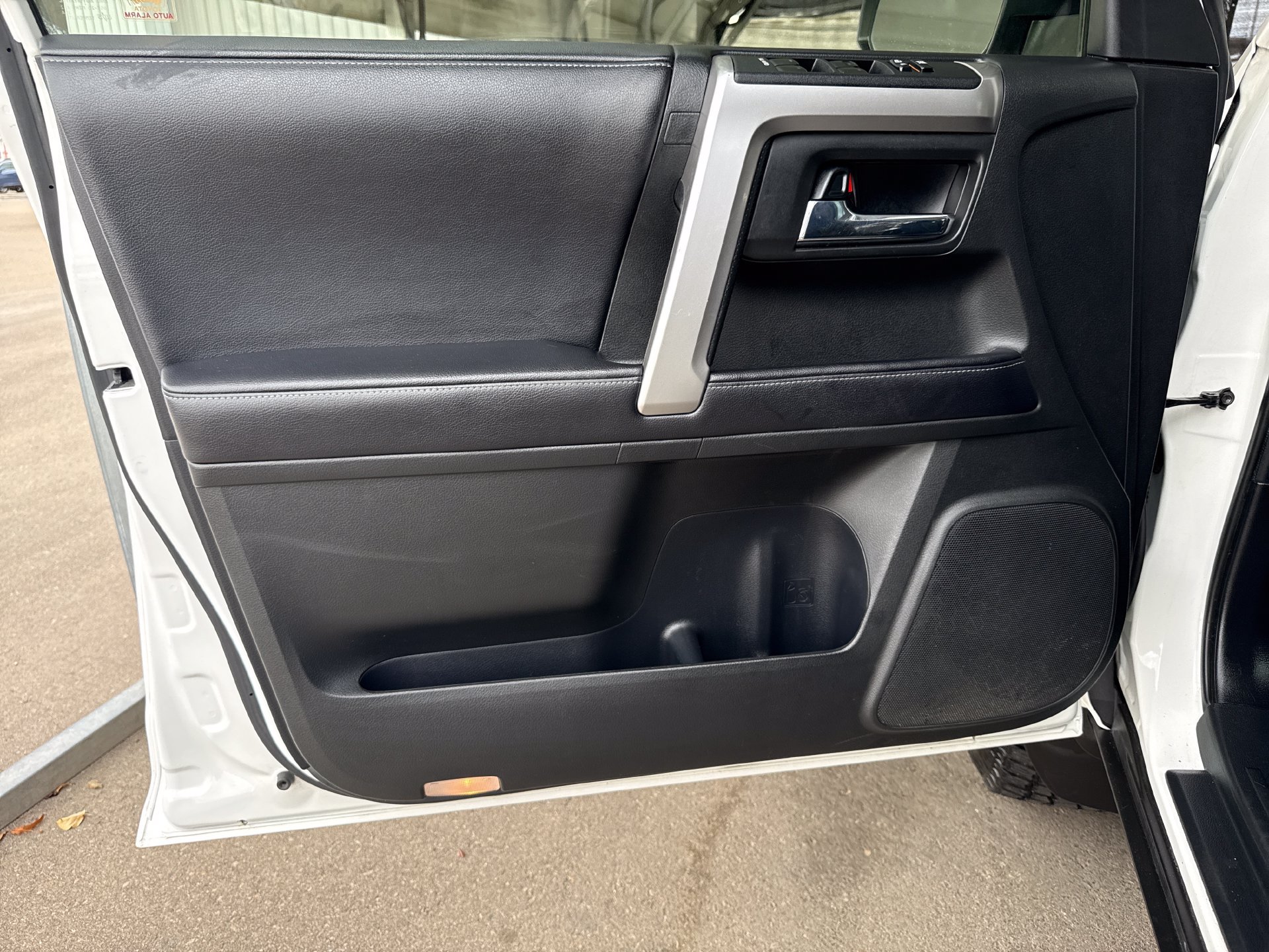 Used 2018 Toyota 4Runner SR5 Premium AWD/4WD image 14