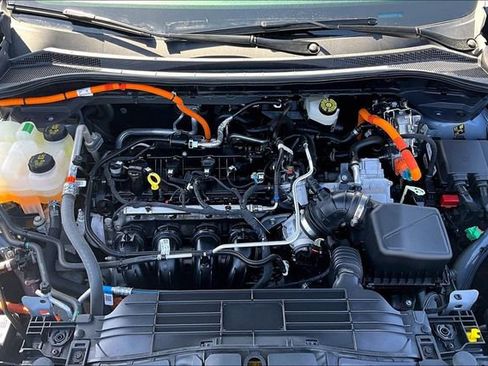 Used 2025 Ford Explorer ST-Line w/ Premium Package image 27