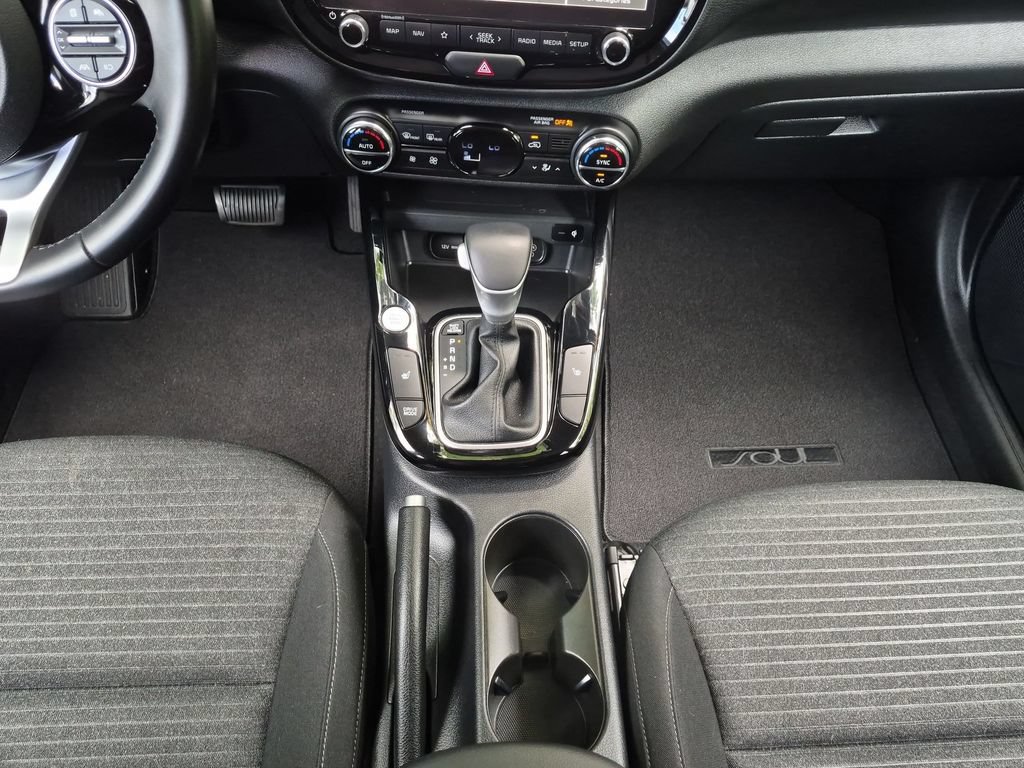 Used 2023 Kia Soul EX FWD image 13