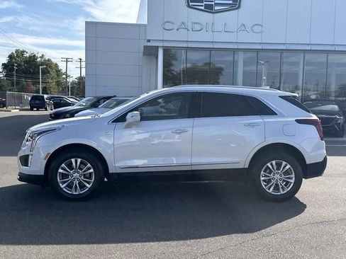 Certified 2024 Cadillac XT5 Luxury w/ LPO, Floor Liner Package AWD/4WD image 10