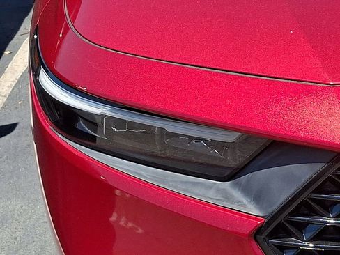 Used 2023 Honda Accord EX image 4
