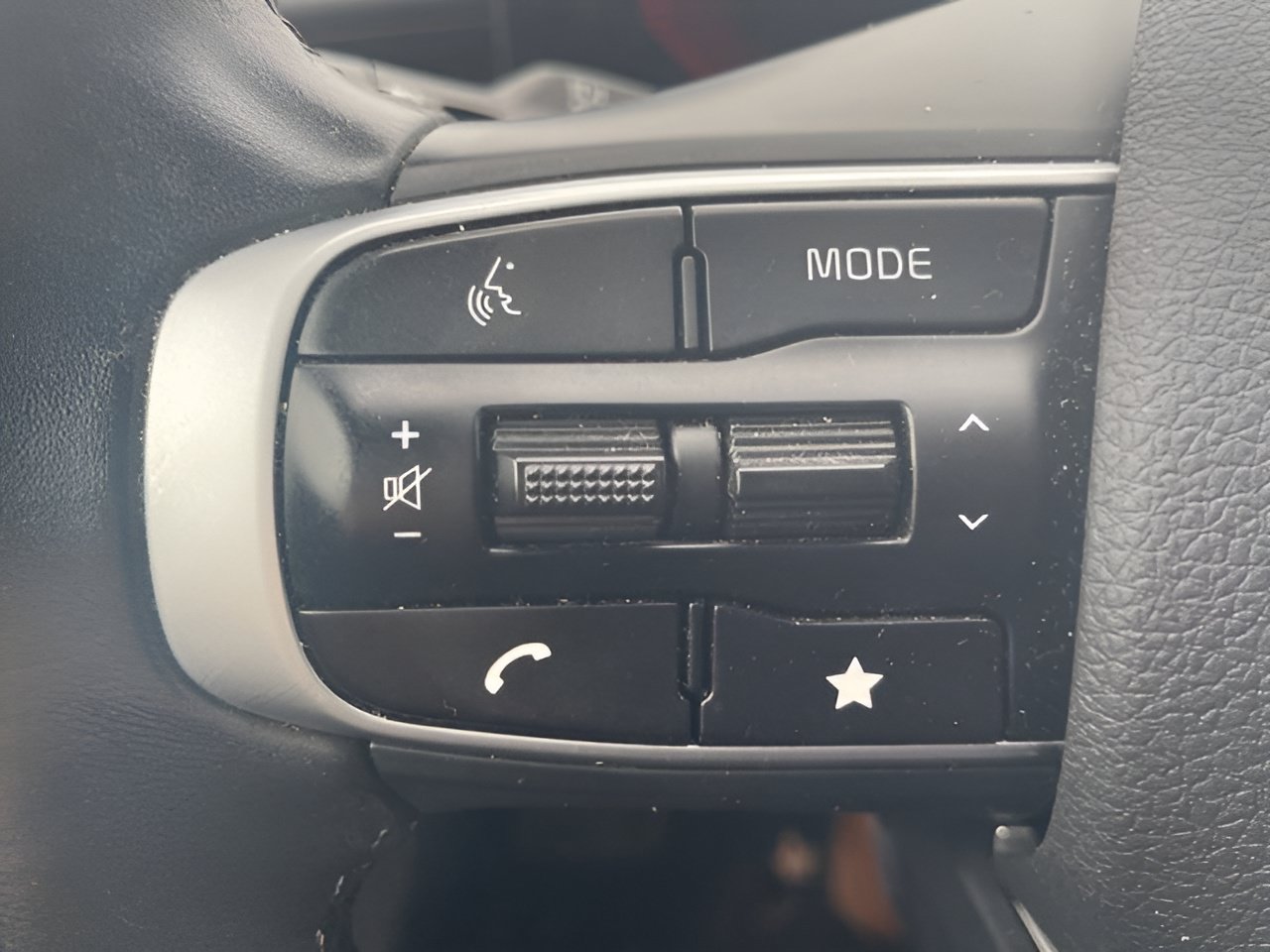 Used 2025 Kia K5 GT-Line AWD/4WD image 18
