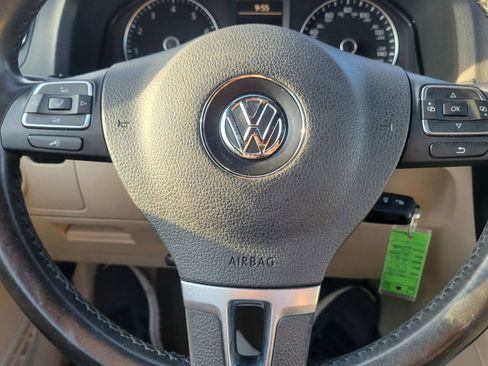 Used 2013 Volkswagen Eos Komfort FWD image 18