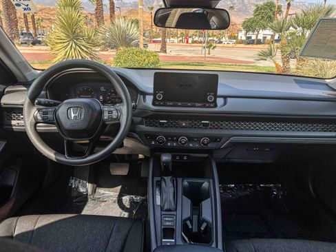 Certified 2025 Honda Accord SE image 15