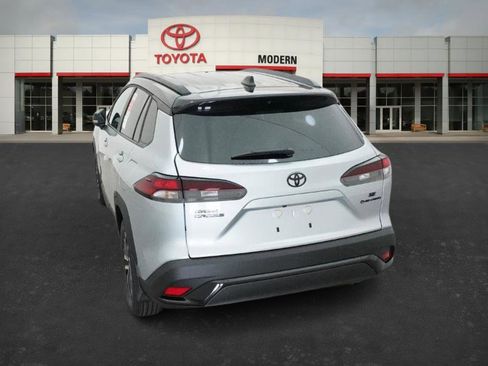 New 2026 Toyota Corolla Cross SE image 16