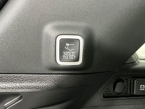 New 2026 Jeep Grand Cherokee Laredo X AWD/4WD image 7