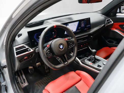 Used 2025 BMW M3 w/ Executive Package image 6