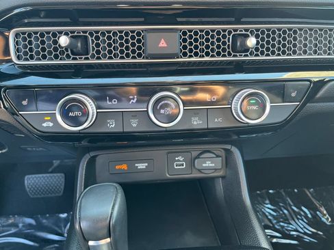Certified 2023 Honda Civic EX image 19