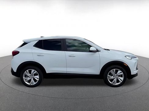 Used 2025 Buick Encore GX Preferred FWD image 16