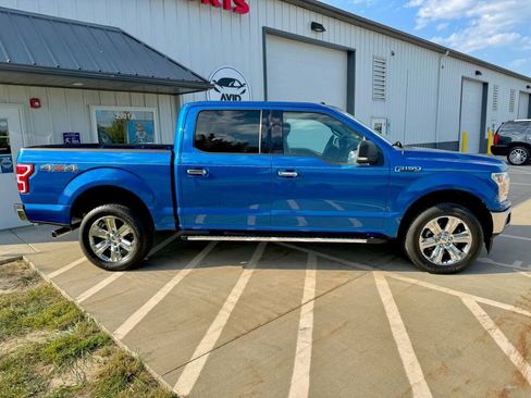 Used 2018 Ford F150 XLT w/ Equipment Group 302A Luxury AWD/4WD image 9