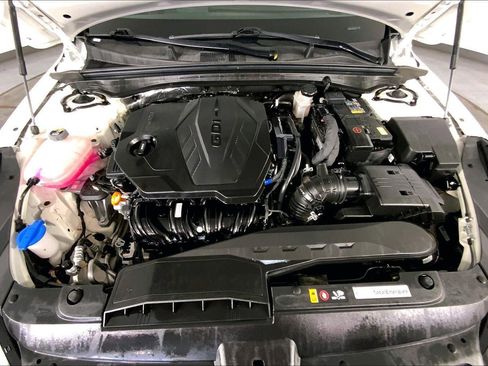 Used 2025 Kia K5 LXS FWD image 10
