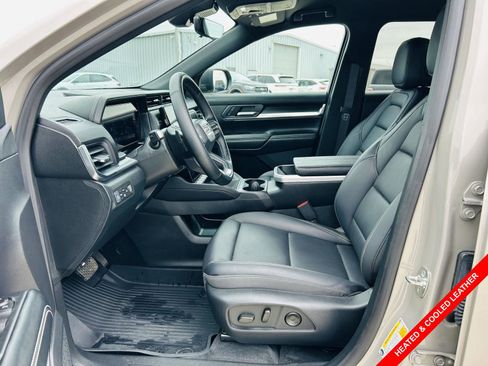 Used 2026 GMC Terrain Elevation w/ Elevation Premium Package AWD/4WD image 3