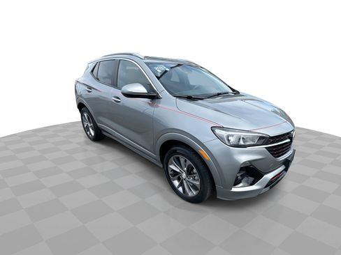 Used 2023 Buick Encore GX Select w/ Sport Touring Package FWD image 2