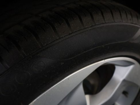 Used 2021 Honda HR-V LX image 31