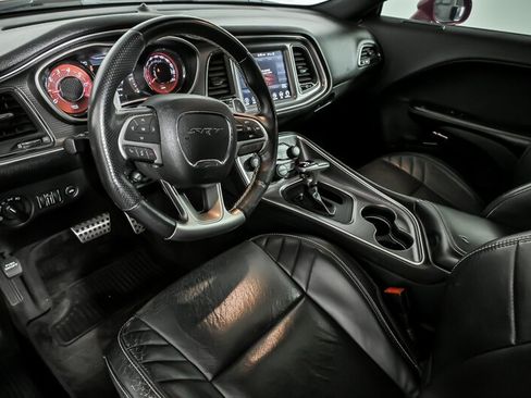 Used 2017 Dodge Challenger SRT Hellcat RWD image 15