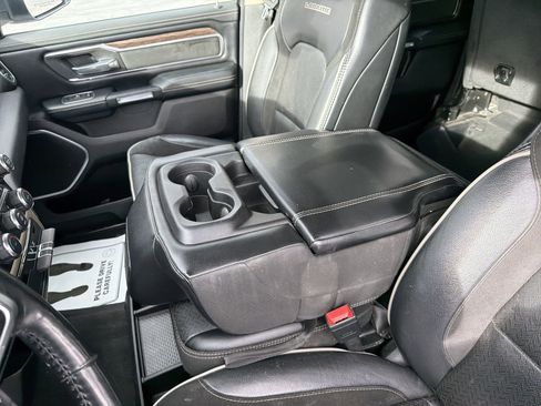 Used 2020 RAM 1500 Laramie w/ Off Road Group image 29