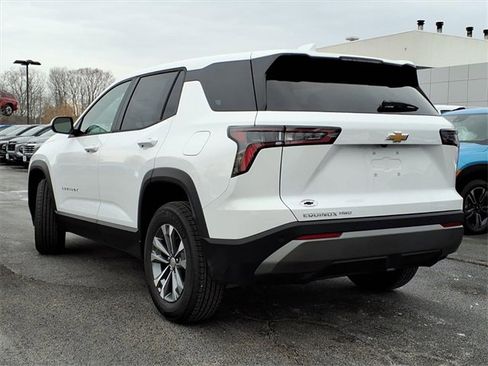 New 2026 Chevrolet Equinox LT w/ LPO, Floor Liner Package image 4