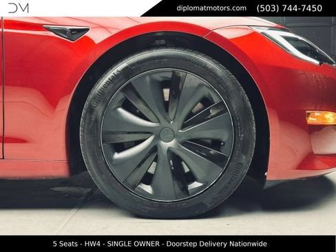 Used 2023 Tesla Model S AWD/4WD image 40