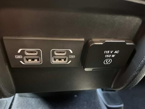 Used 2023 Jeep Cherokee Altitude Lux AWD/4WD image 19