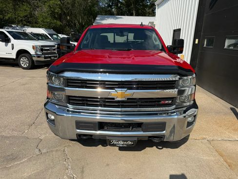 Used 2015 Chevrolet Silverado 2500 LT w/ LT Fleet Convenience Package AWD/4WD image 3