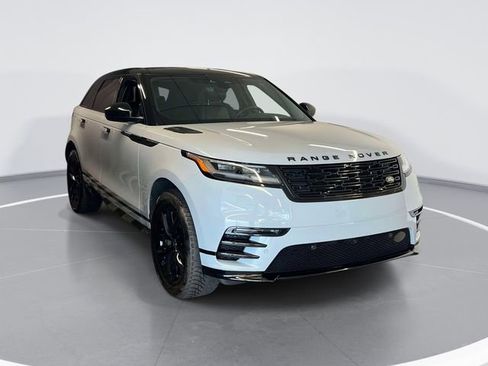 Used 2024 Land Rover Range Rover Velar Dynamic SE AWD/4WD image 3