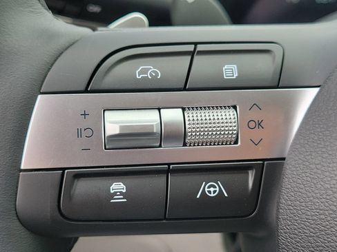 New 2026 Hyundai Tucson Limited FWD image 8