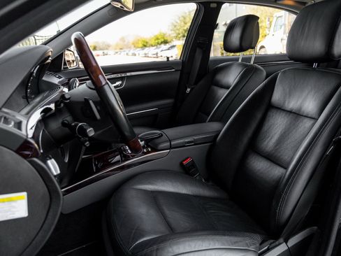 Used 2011 Mercedes-Benz S 550 image 22