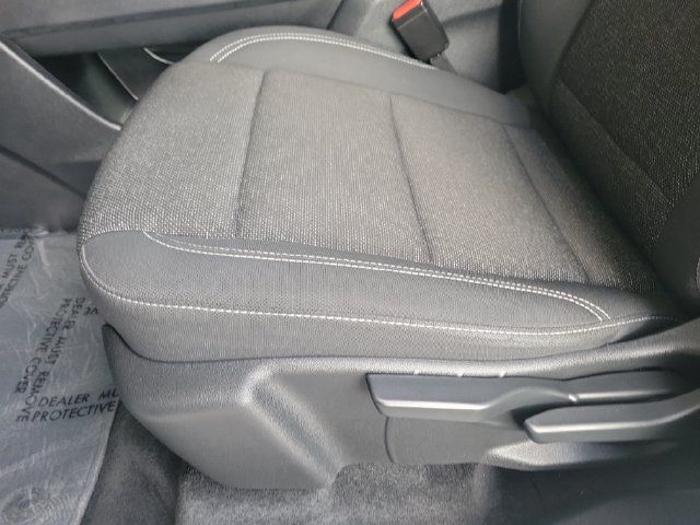 Used 2024 Chevrolet Traverse LS FWD image 20