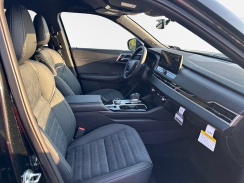 New 2026 Mitsubishi Outlander LE AWD/4WD image 26