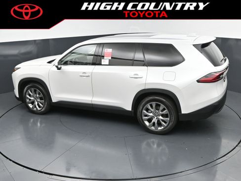 New 2026 Toyota Grand Highlander FWD image 30
