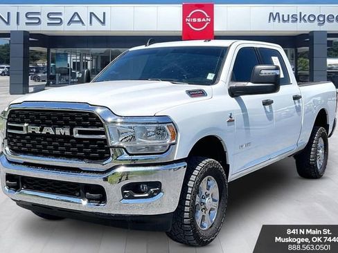 Used 2024 RAM 2500 Big Horn w/ Off Road Package AWD/4WD image 3