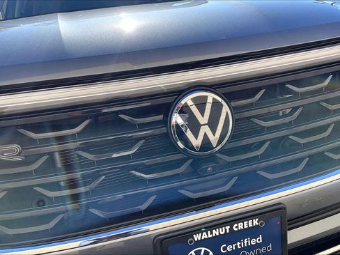 Certified 2024 Volkswagen Atlas SEL Premium R-Line image 30