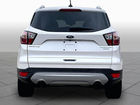Used 2018 Ford Escape Titanium FWD image 5