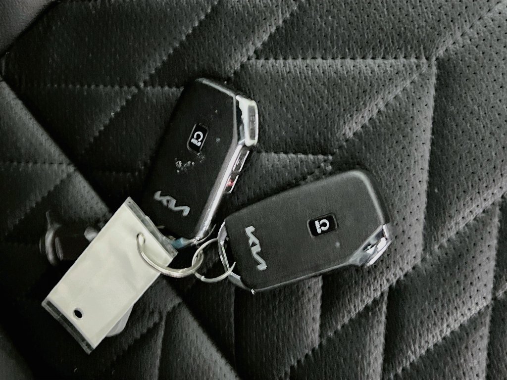 Used 2025 Kia Sportage X-Line AWD/4WD image 33