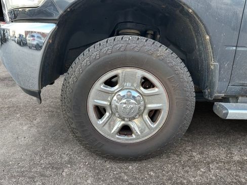 Used 2014 RAM 2500 Tradesman w/ Chrome Appearance Group image 8