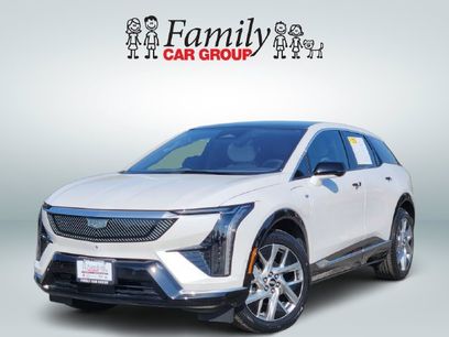 Used 2025 Cadillac Optiq Luxury 1 w/ LPO, Floor Liner Package