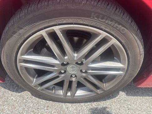 Used 2012 Scion tC FWD image 8