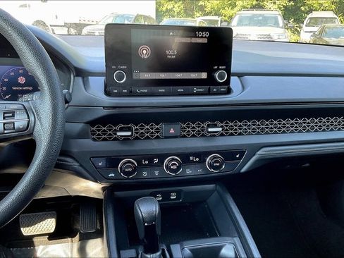 Used 2024 Honda Accord EX image 15