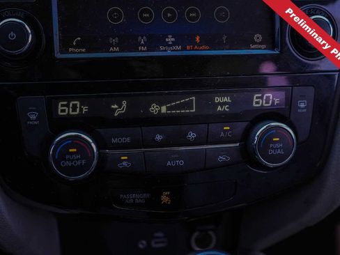 Used 2022 Nissan Rogue Sport SV w/ Technology Package FWD image 20