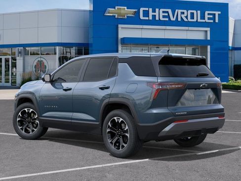 New 2026 Chevrolet Equinox LT w/ Convenience Package II FWD image 3