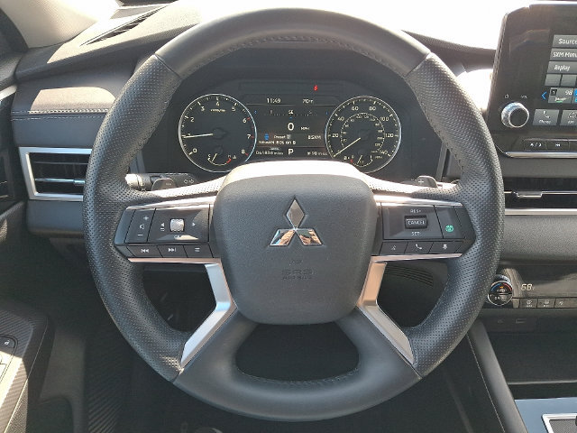 Used 2023 Mitsubishi Outlander SE AWD/4WD image 19