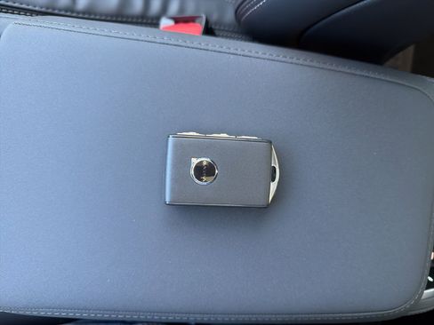 New 2026 Volvo XC90 T8 Ultra w/ Lounge Package image 83