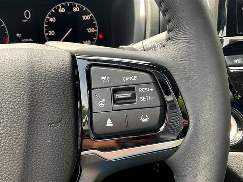 Used 2026 Honda Odyssey Elite image 12