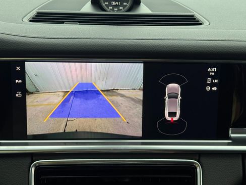 Used 2022 Porsche Panamera 4 AWD/4WD image 34